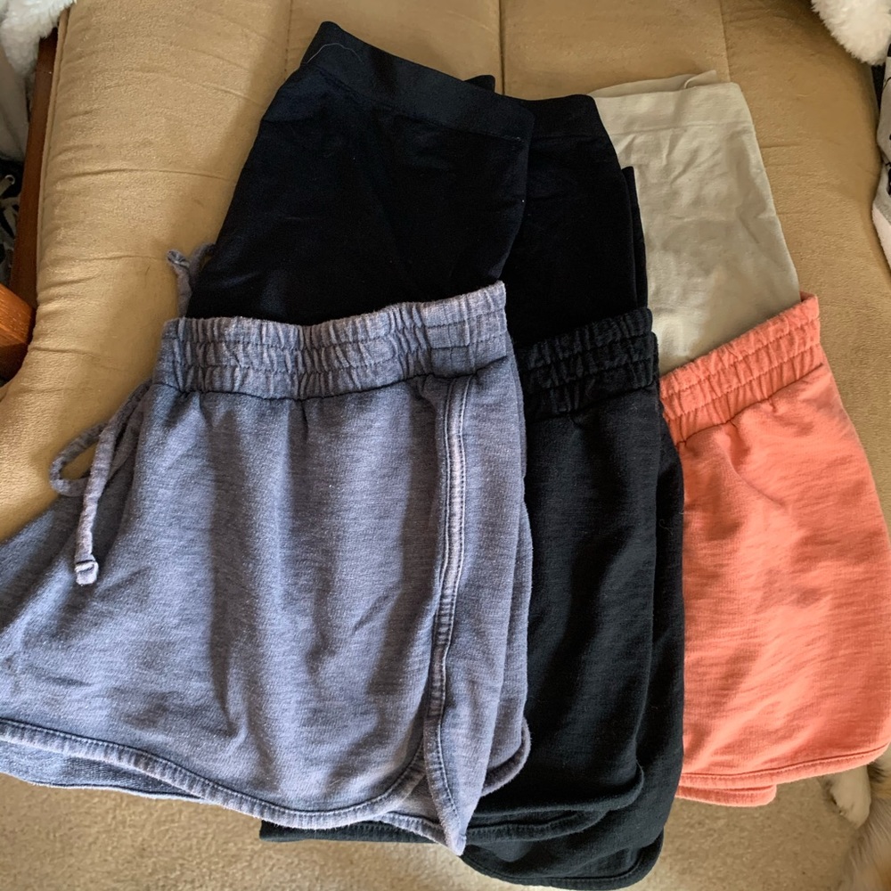 Aglow lounge shorts